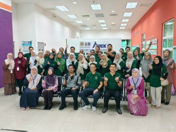 PPTI–PKTAAB Perkukuh Kolaborasi Penyelidikan Melalui Perkongsian Ilmu Klinikal Dan Penyelidikan