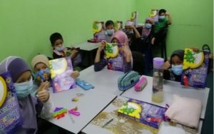 Pensyarah IPPT Sumbang Buku Warna & Aktiviti COVID-19