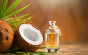 Minyak Kelapa Dara: Manfaat Atau Mudarat?