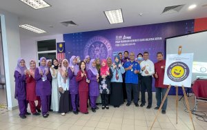 Perhimpunan Bulanan Bulan Disember 2024 Dan Simbolik Penyerahan Lencana Khidmat Pelanggan PPUSMB