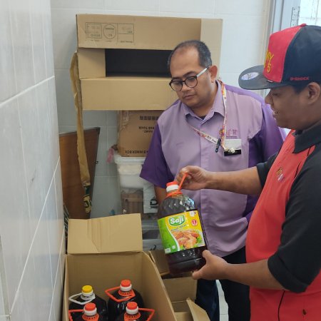 447 Kilogram Minyak Masak Terpakai Dikitar Semula Pada Tahun 2023