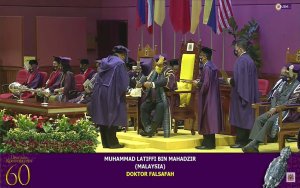 Kini Genggam Ijazah Doktor Falsafah, Rai Dan Kongsi Kejayaan Bersama