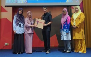 Universiti Mini 2.0: Langkah Pertama Ke Menara Gading